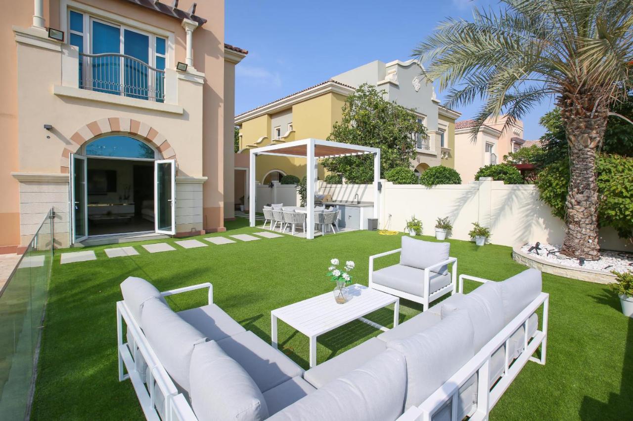 Victory Heights - 4Br Villa With Private Pool - Allsopp&Allsopp Dubai Bagian luar foto