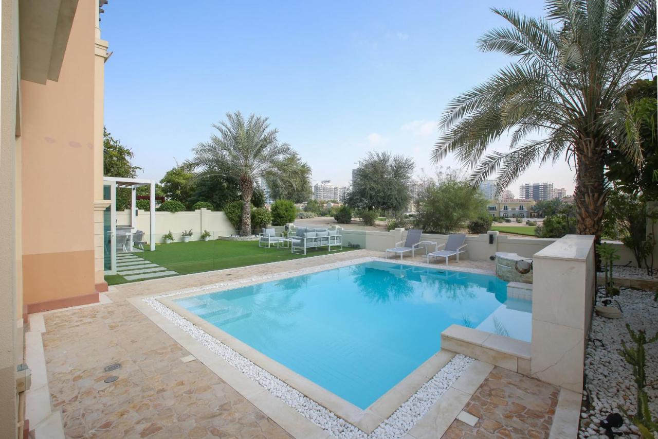 Victory Heights - 4Br Villa With Private Pool - Allsopp&Allsopp Dubai Bagian luar foto