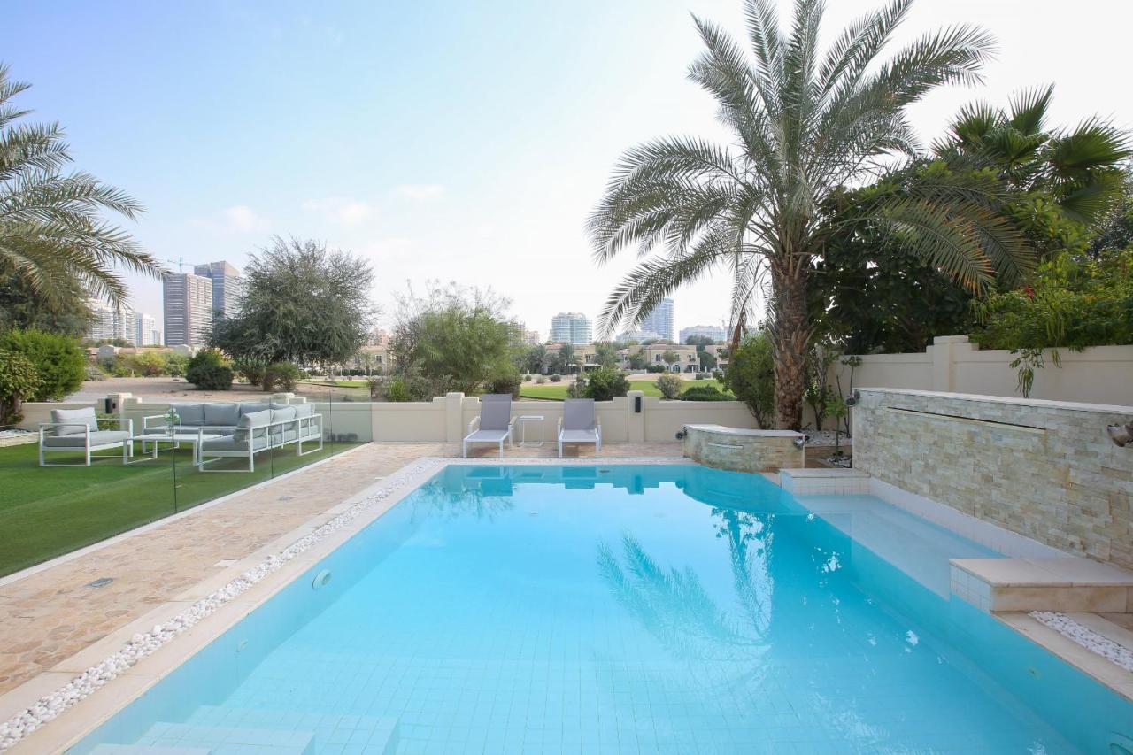 Victory Heights - 4Br Villa With Private Pool - Allsopp&Allsopp Dubai Bagian luar foto