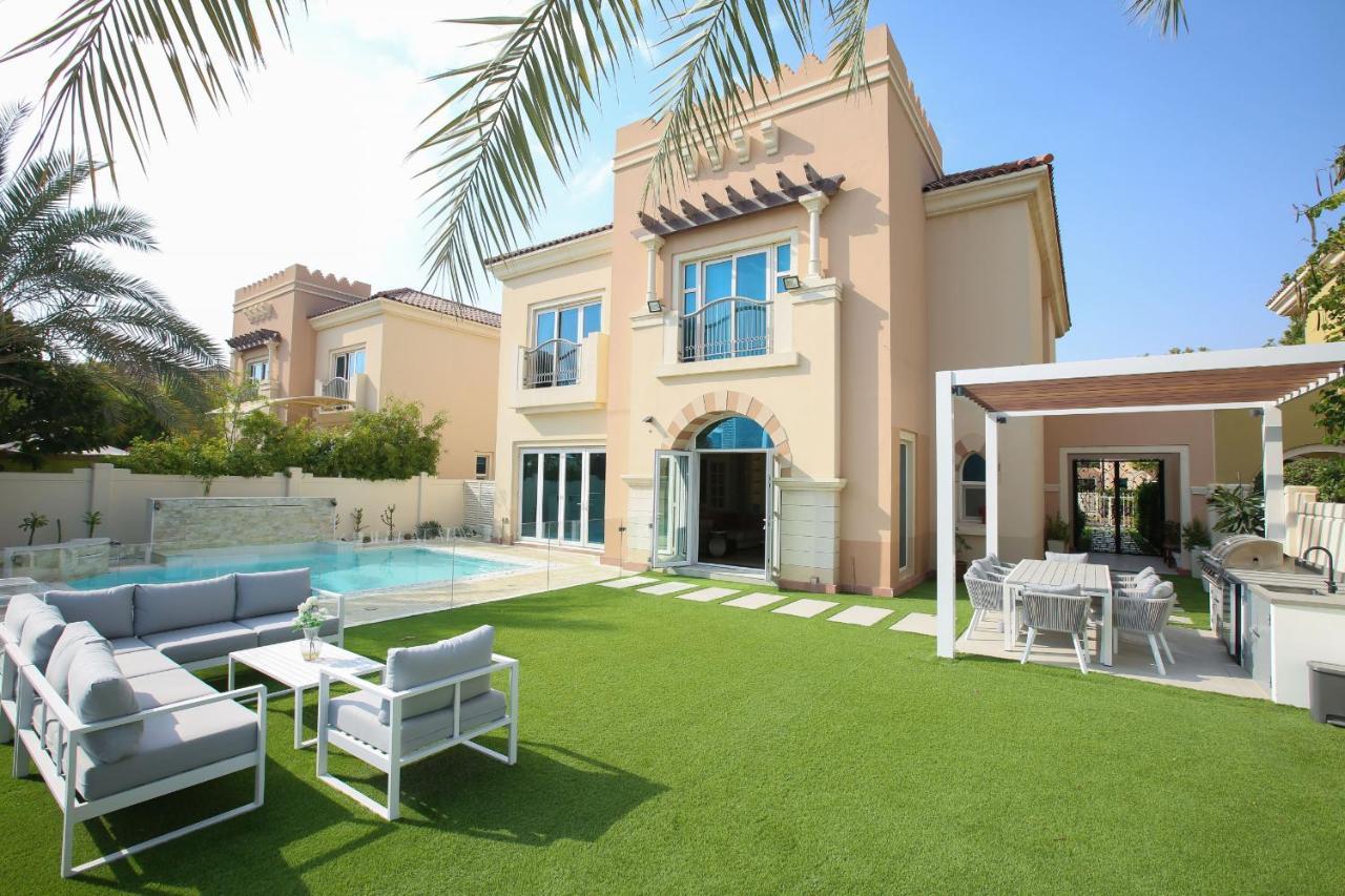 Victory Heights - 4Br Villa With Private Pool - Allsopp&Allsopp Dubai Bagian luar foto