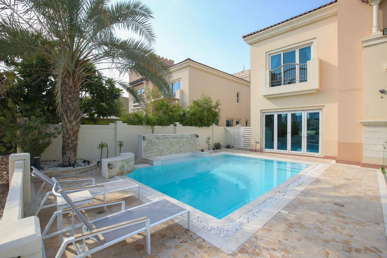 Victory Heights - 4Br Villa With Private Pool - Allsopp&Allsopp Dubai Bagian luar foto